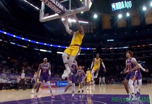 湖人VS太阳G6述评:搏命五小!最后的心气 可惜五小没三分