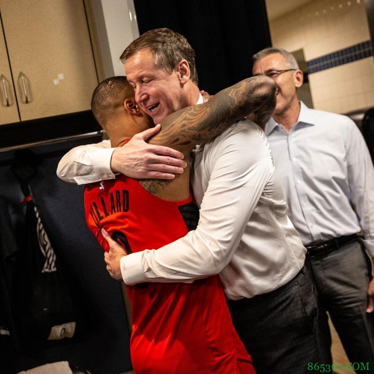 利拉德致斯托茨：你总是给予我自由和信任 让我成长为现在的自己