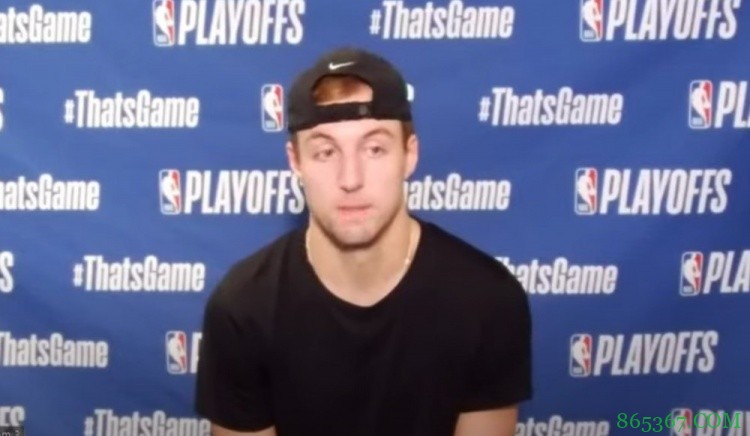 肯纳德：卡椒是领导者和组织者 我们的任务是准备好接球投篮