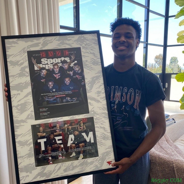 詹姆斯祝贺布朗尼登上《体育画报》封面：牛X！年轻的辛巴