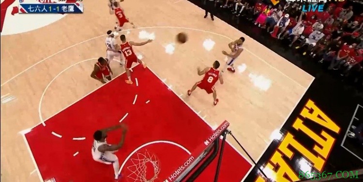 双帝连线!西蒙斯潇洒单手横甩助飞恩比德双手砸扣