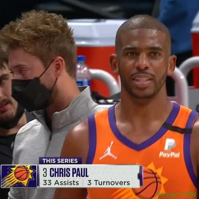 Point God!保罗本轮系列赛助攻33次 仅有3次失误