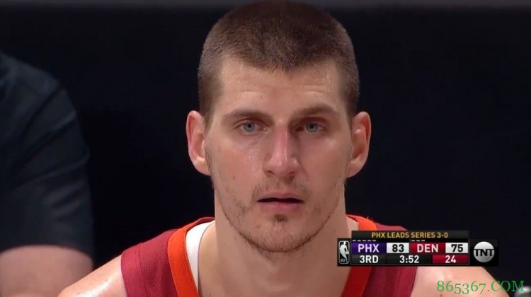 当值裁判解释吹罚约基奇二级恶意原因:这符合二级恶意的判罚标准