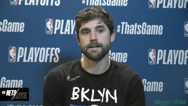 乔哈谈今日判罚:现在争论毫无意义 米德尔顿非常聪明