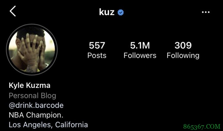 你也干了!库兹马移除IG中“湖人球员”简介一词