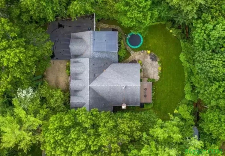 告老还乡!安吉挂牌出售自己在波士顿的别墅