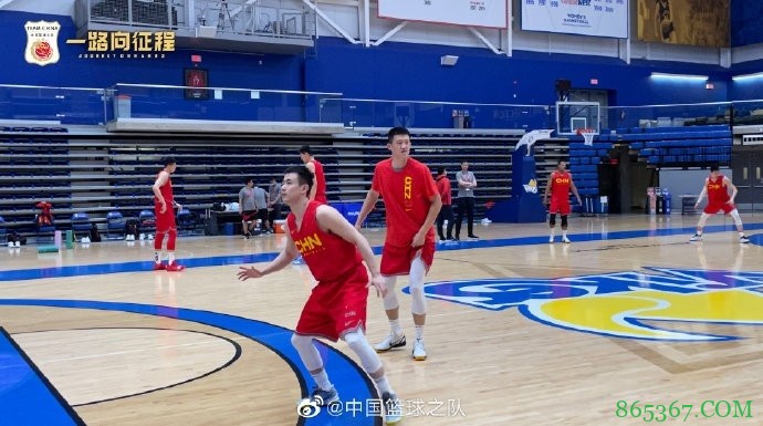 中国男篮历经28小时抵达维多利亚 今日进行了第一堂训练课