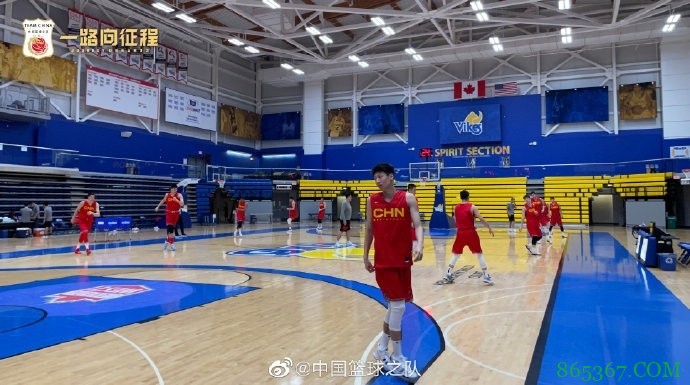 中国男篮历经28小时抵达维多利亚 今日进行了第一堂训练课