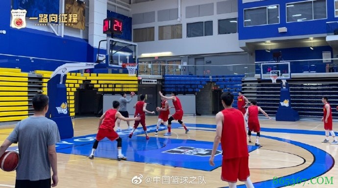 中国男篮历经28小时抵达维多利亚 今日进行了第一堂训练课