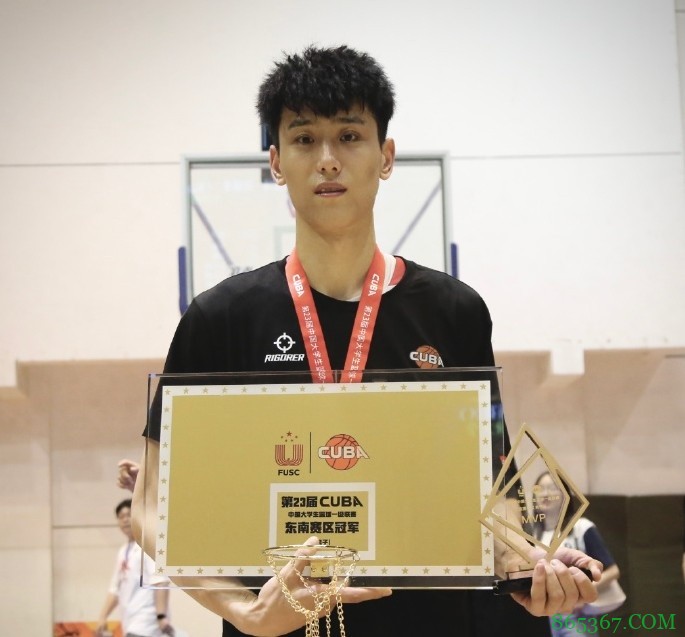 CUBA最具身体天赋的后卫!宁波大学栾利程报名参加CBA选秀