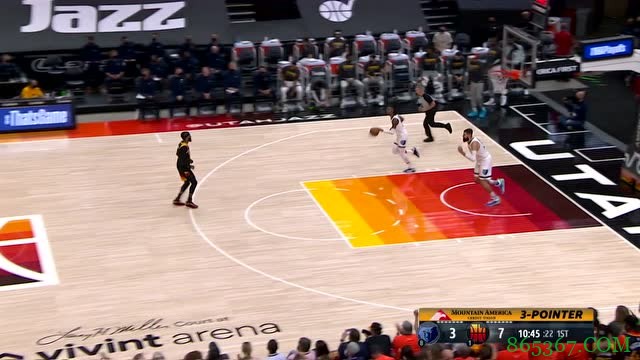 ?米切尔30+6+10 戈贝尔23+15 莫兰特27+7+11 爵士4-1淘汰灰熊