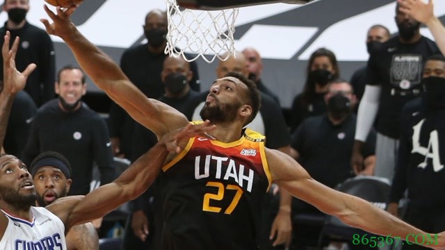 ?米切尔37分 戈贝尔13+20 乔治27+10+6 爵士再胜快船