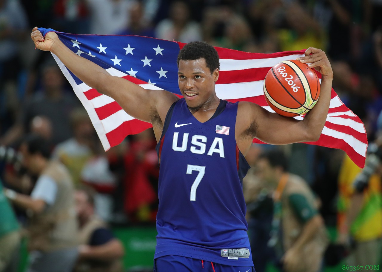 美记：洛瑞正在考虑是否为美国队参加东京奥运