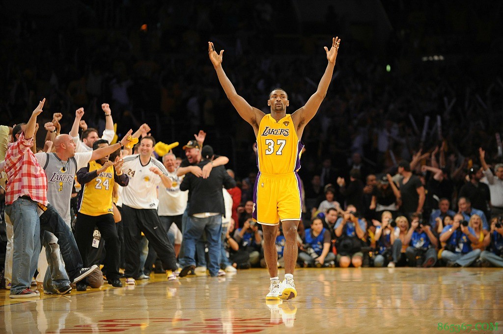 阿泰:今天将戴着我的湖人戒指看比赛