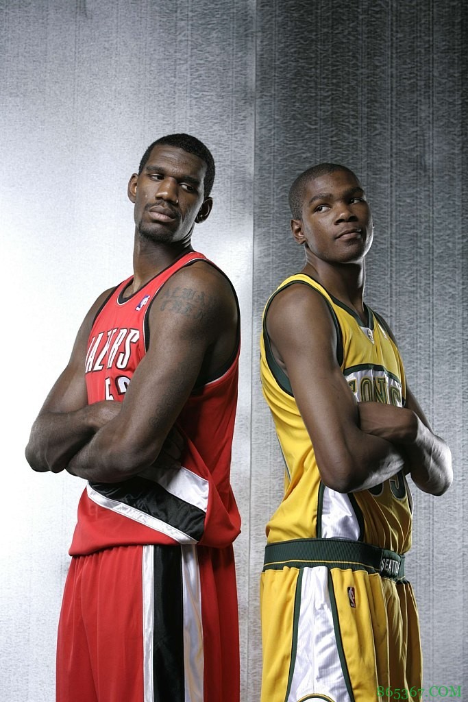 14年前的今天：开拓者以状元签选中奥登 杜兰特当选榜眼