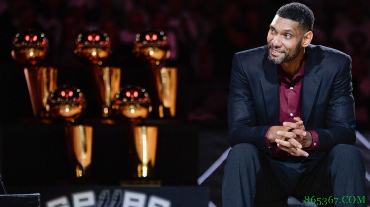 【揭秘】大学期间的邓肯：因一个玩笑被发掘 坚持完成学业再参选