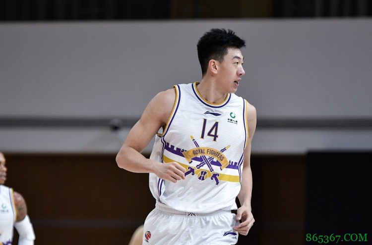 周琦回归有变？媒体人：王少杰被紧急召入国家队