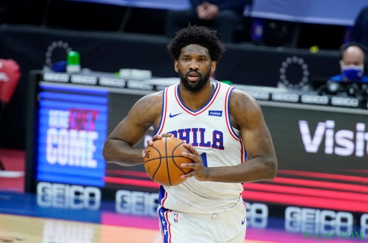 恩比德季后赛单场得分助攻篮板全队最高 1990年来队史第4人