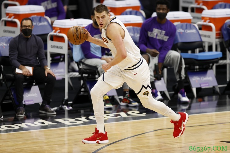 约基奇常规赛全勤并最终收获MVP 07-08赛季科比后首位