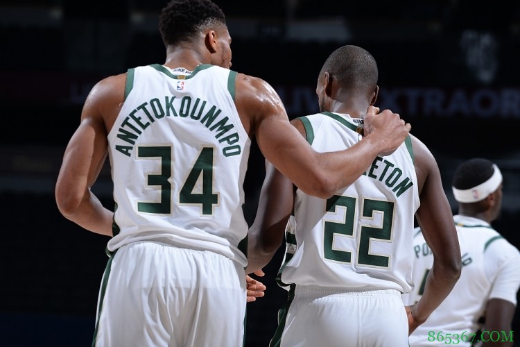 字母哥与米德尔顿同年三场季后赛同砍30分10板 NBA历史首对队友