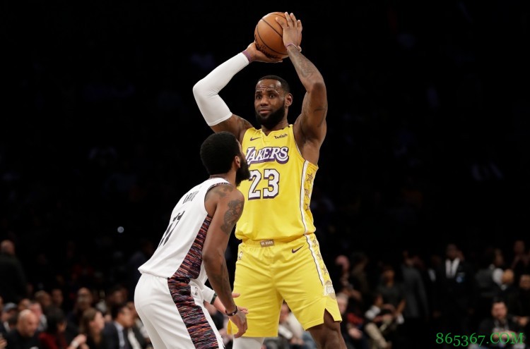 湖人记者Q&A：施罗德最多值2年4000万 支持球队迎回霍华德和麦基