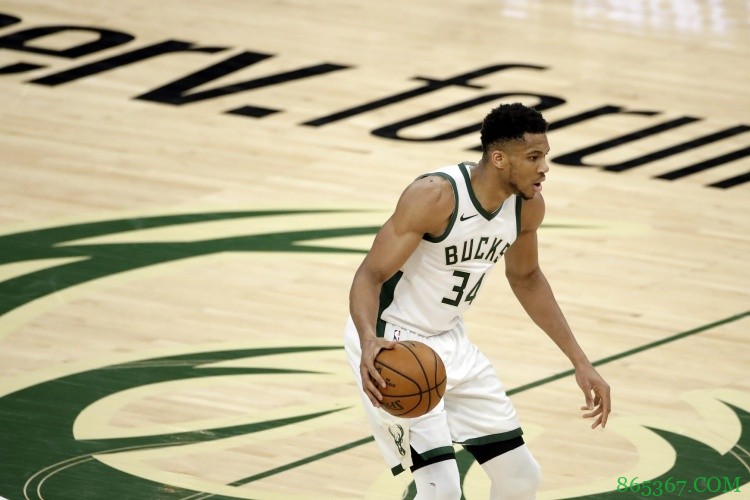 字母哥：很高兴已经赢下8场季后赛 但这只完成了一半任务