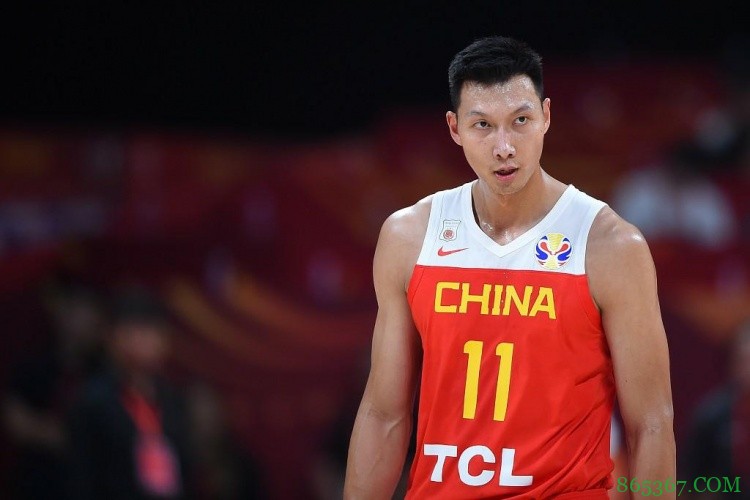 易建联：中国男篮要重新树立在球迷心中的形象