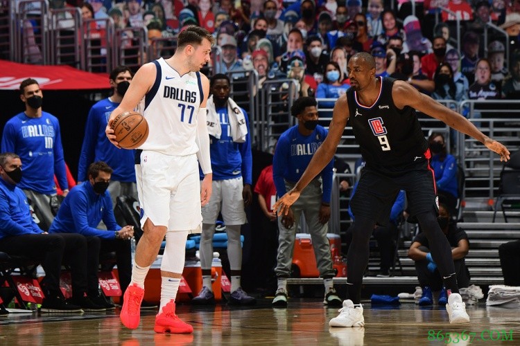 福地？独行侠在斯台普斯中心近5场季后赛保持全胜