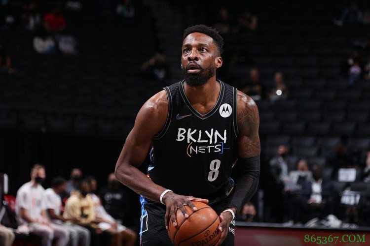 杰夫-格林:哈登一直说会因为能为队友出场而骄傲 我也如此