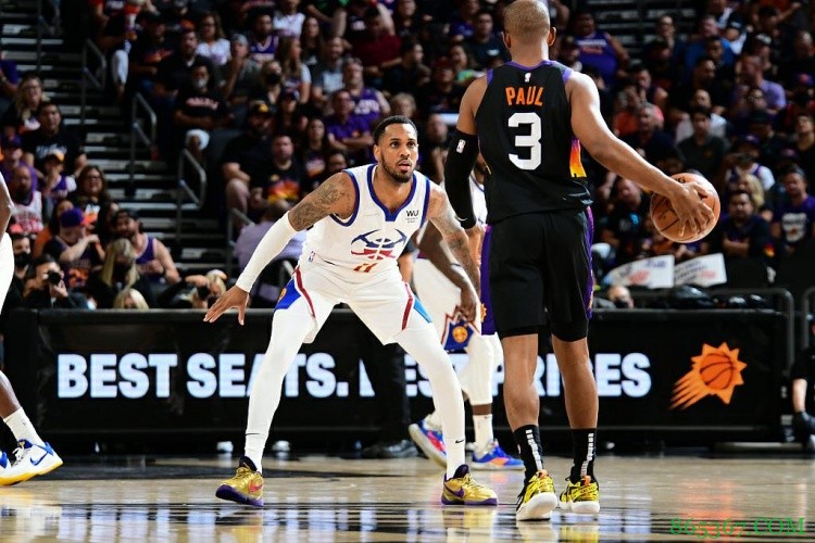 太阳成为历史首支连续10年无缘季后赛后直接杀入分区决赛的球队