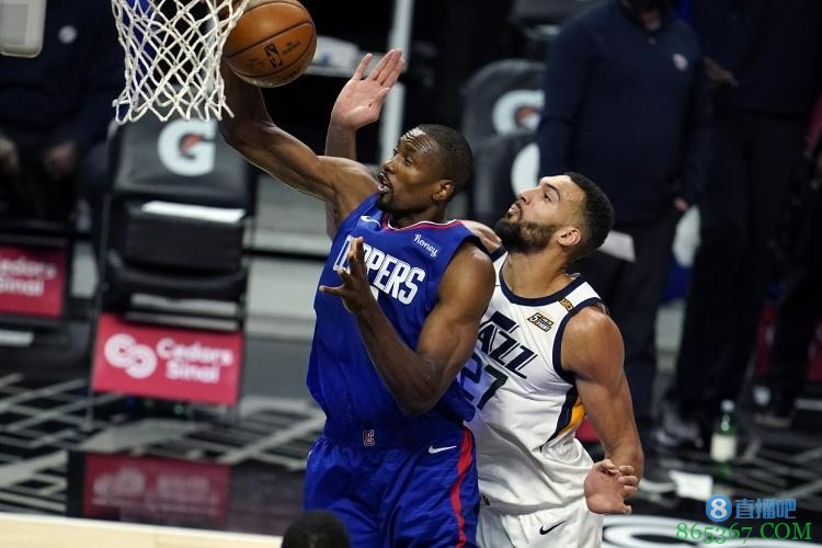 快船官方:伊巴卡已成功接受背部手术 赛季报销