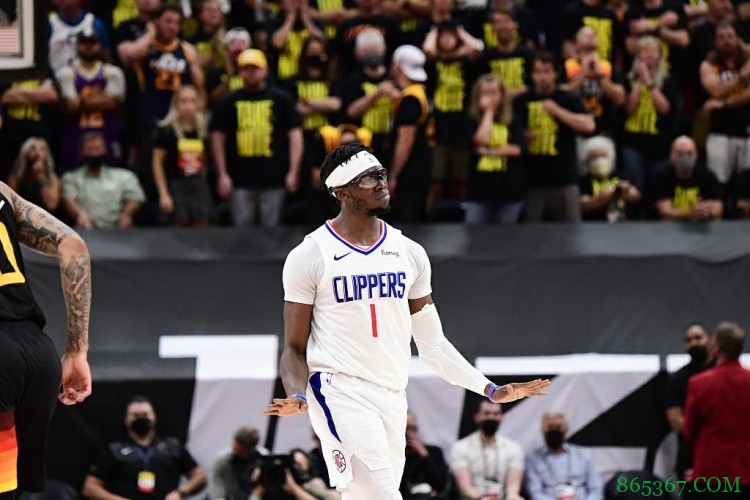 乔治:雷吉是真正意义上的兄弟 他正在成为比赛当中最好的终结者