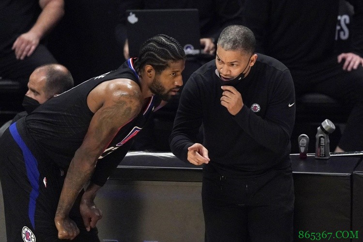 美媒投票评选历史最佳球队：面临0-2落后快船获最多票数