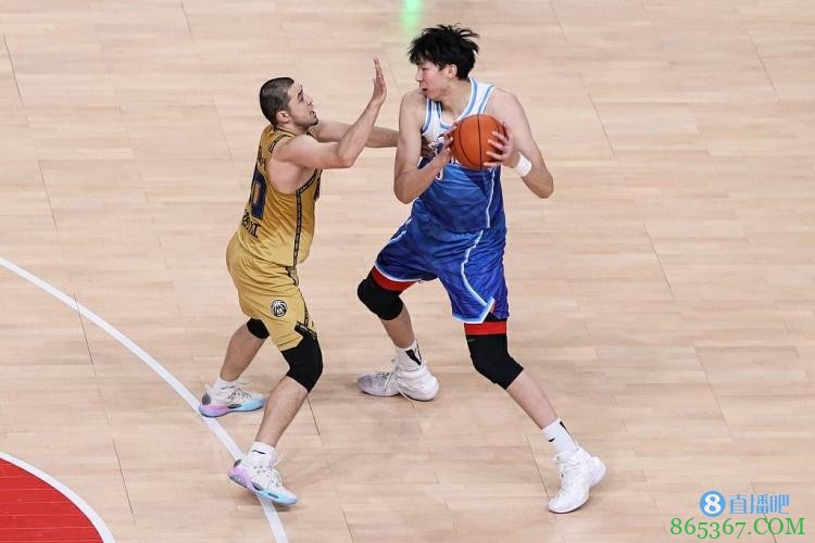 西热：我之前曾邀请周琦加盟广州 今年也在邀请他来同曦