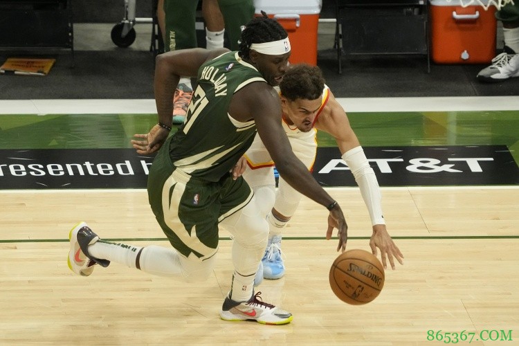 东决G2述评：只掐你的发动机 单一持球王牌没有容错率