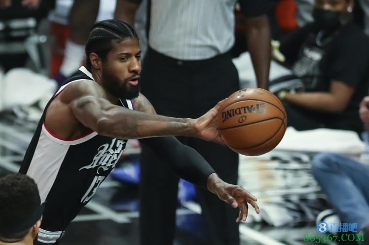 小卡伤缺的5场比赛 乔治场均出战41.8分钟拿下30.4分10板6.2助