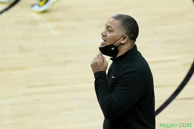 泰伦-卢：球队可能有些疲劳 但在赛季的这个时候没有借口