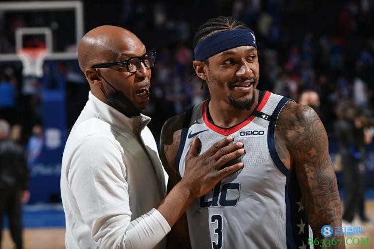 老熟人！名记：卡塞尔和小昂塞尔德领跑奇才帅位候选名单