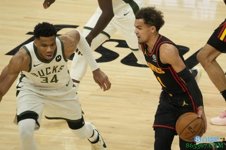 雄鹿VS老鹰G2：上一场还难解难分 这场怎么就屠杀34分了呢？