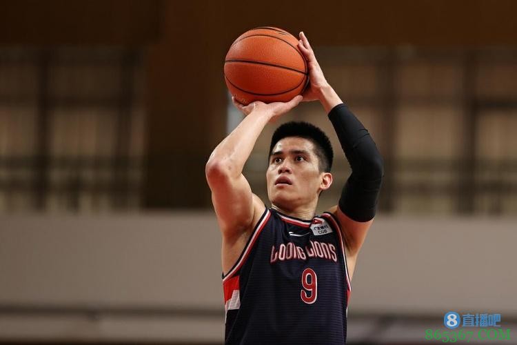 国内媒体：新疆有意陈盈骏 开出两潜力球员+大量现金的条件