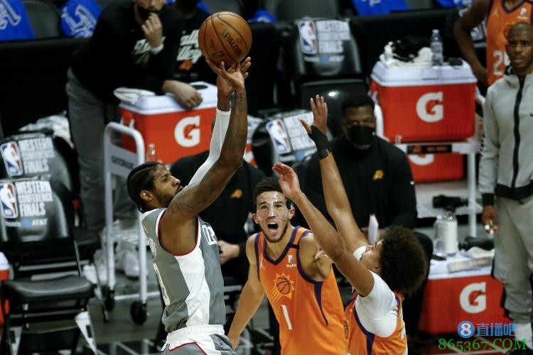 乔治季后赛前17场比赛均砍20+ 科比&杜兰特后第三人