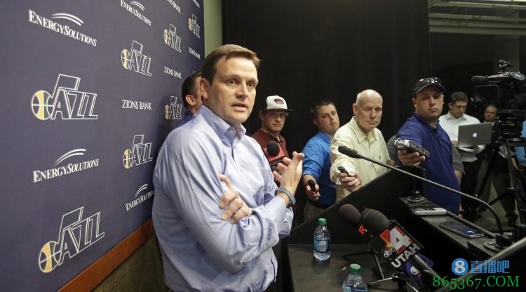 离职前爵士VP林赛不喜斯奈德用小阵容 希望戈贝尔费沃斯同时在场