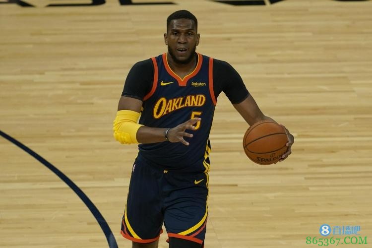 名记：勇士中锋卢尼执行下赛季510万美元的球员选项