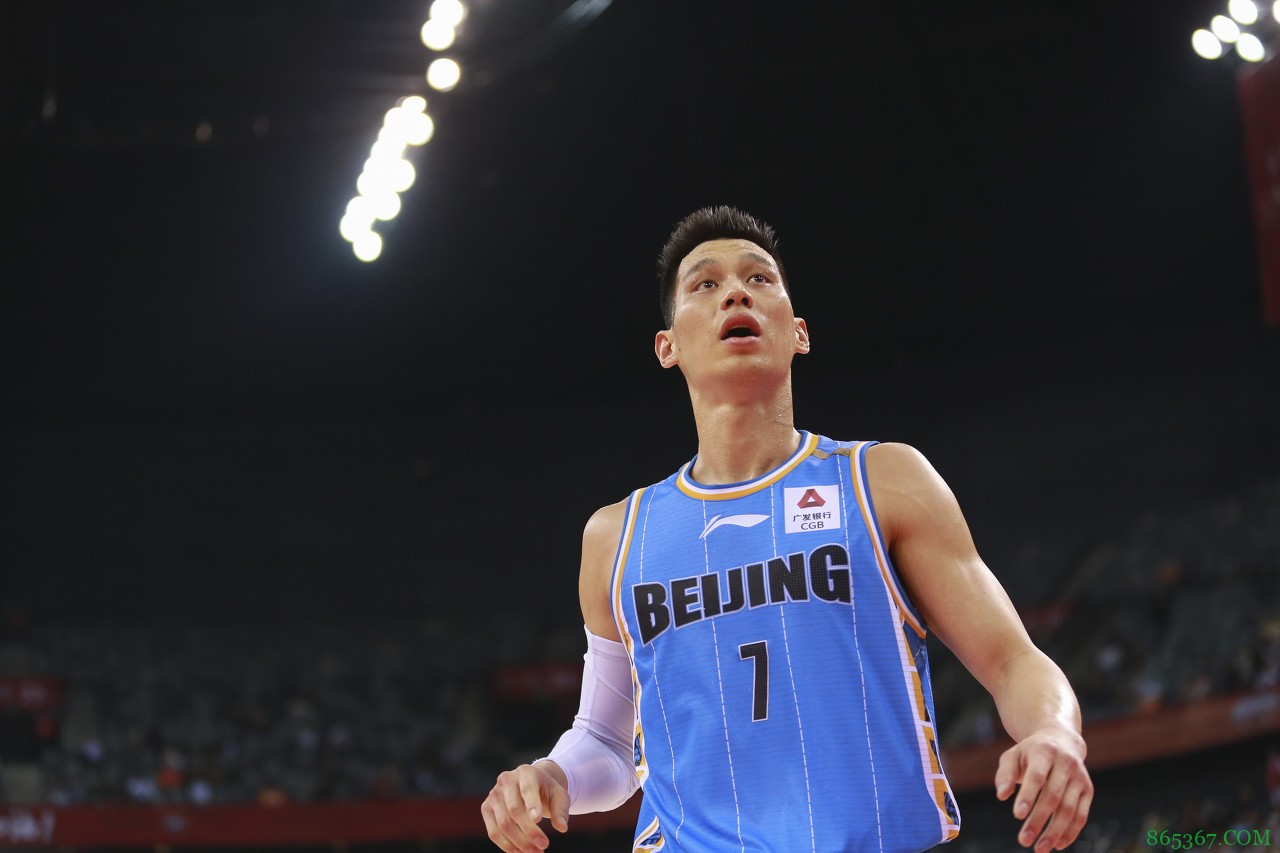 新京报记者:北京队和林书豪连夜谈判 在今天凌晨达成了一致