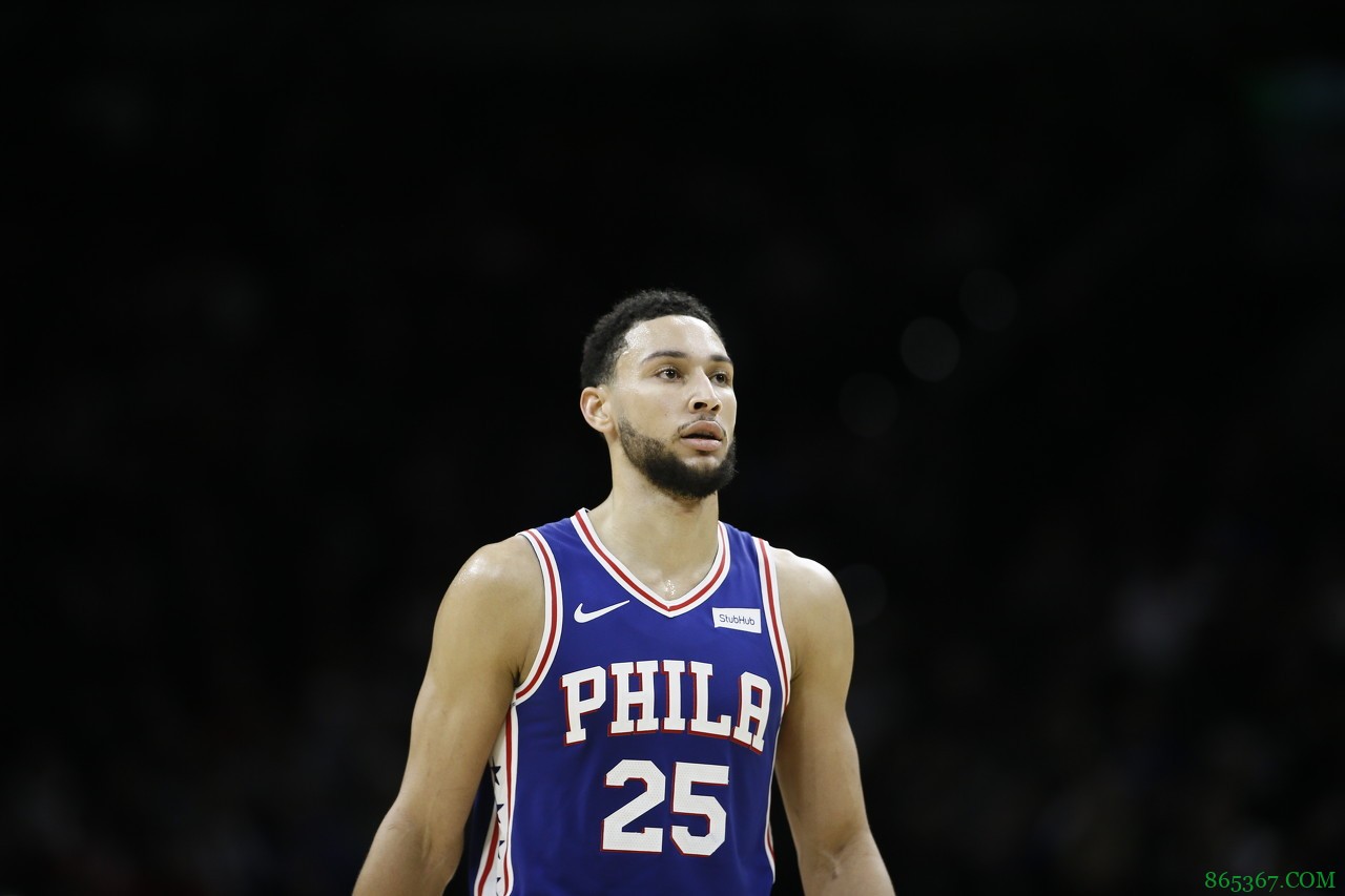 美媒打趣：让西蒙斯或字母哥8秒内罚球决定你能否中奖 你选谁？