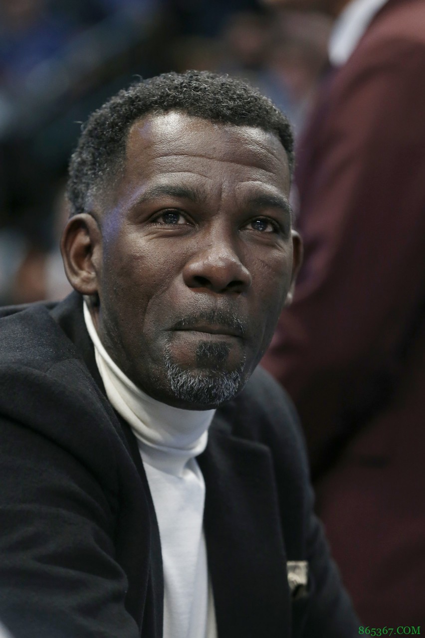 Stein：迈克尔-芬利成为独行侠篮球主管候选人之一