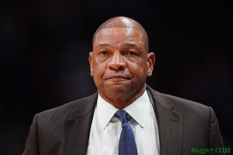 老里：昨晚本有机会赢球 恩比德的伤势没什么可担心的