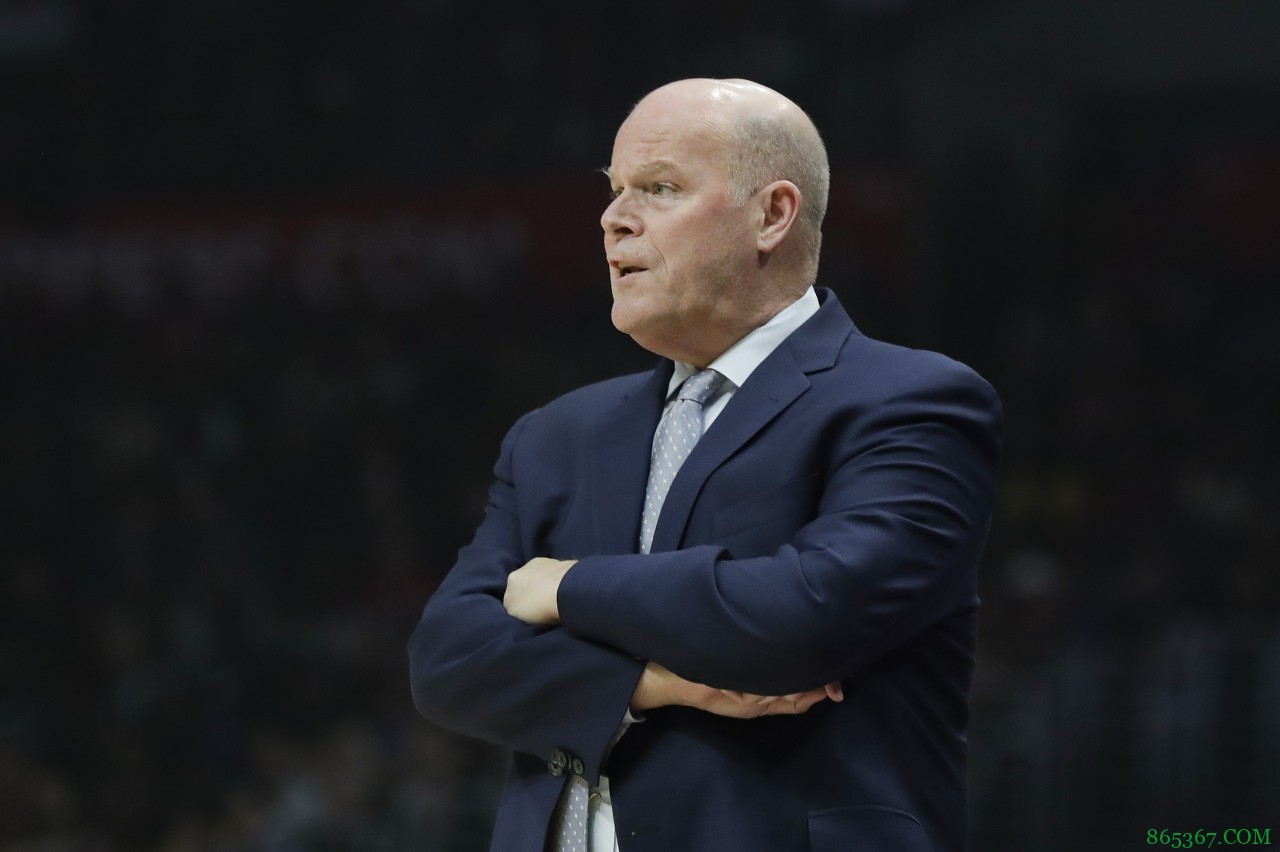 名记：斯托茨与克利福德是步行者帅位的候选人