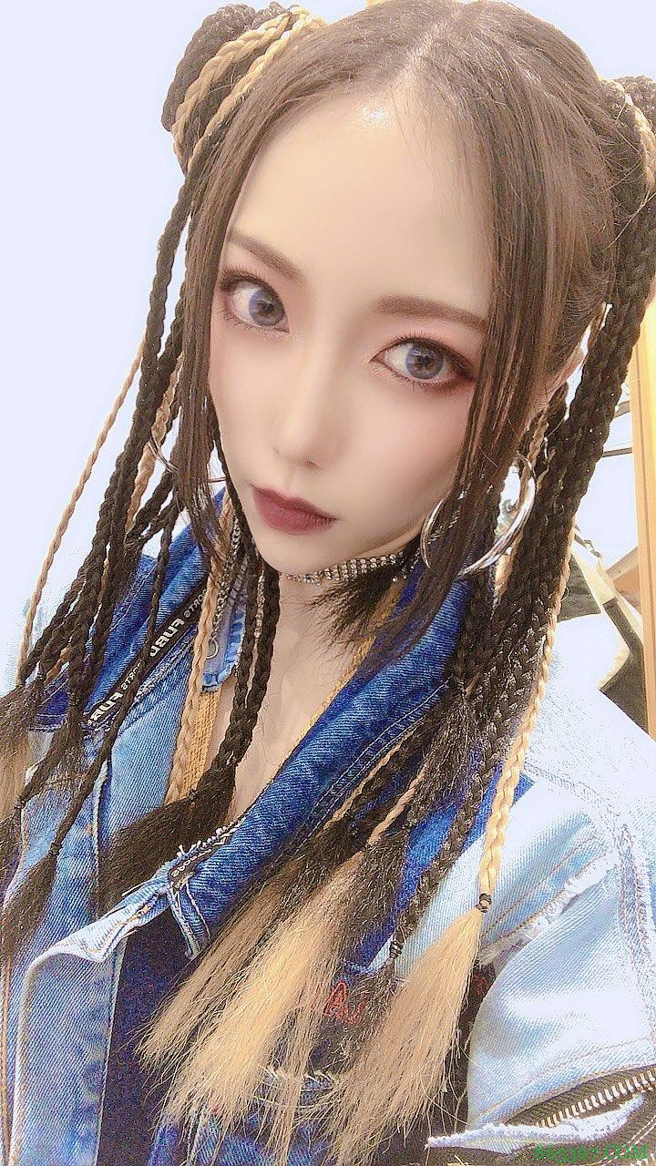 七海蒂娜FLNS-354 敏感开头被2个小兄弟打开了