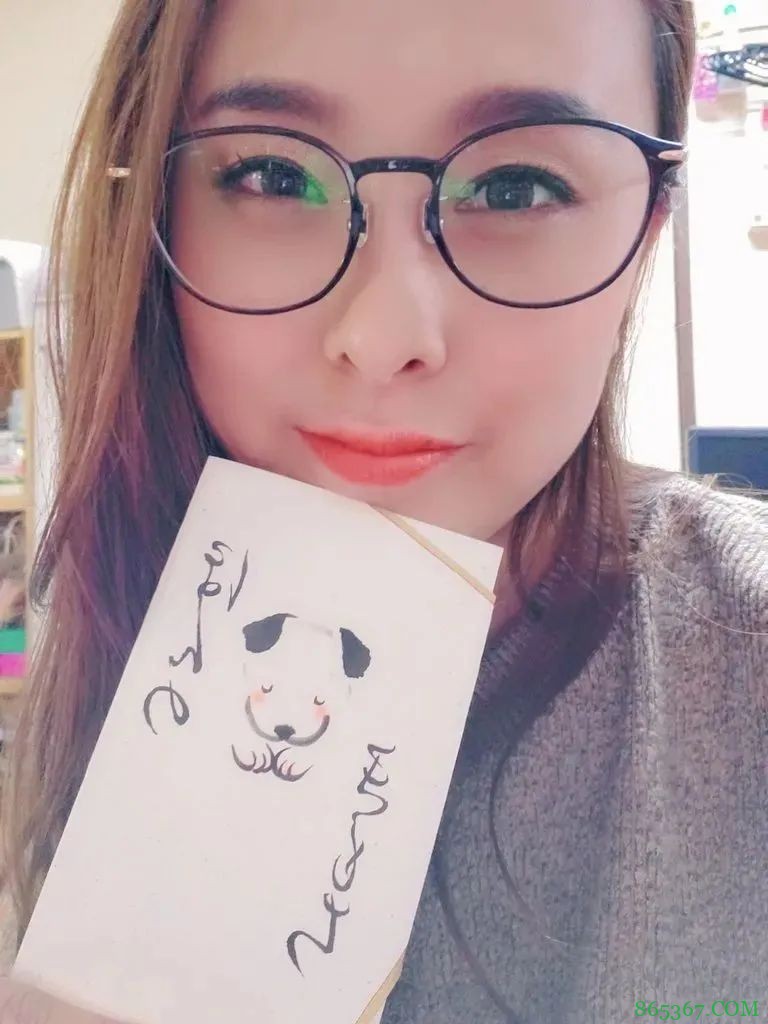 气质熟女黑宫咏美 资深玩家撩汉技巧满分